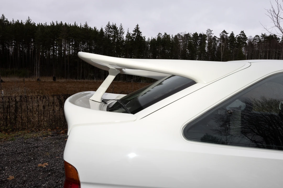1993 Ford Escort RS Cosworth - Image 28 of 31