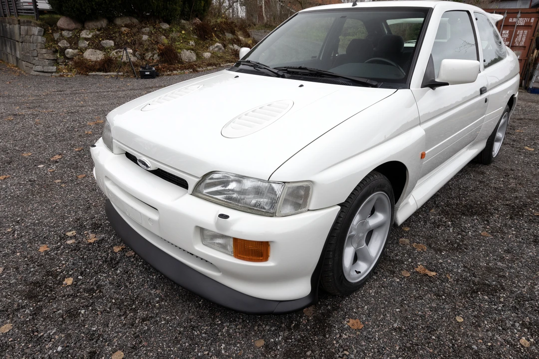 1993 Ford Escort RS Cosworth - Image 22 of 31