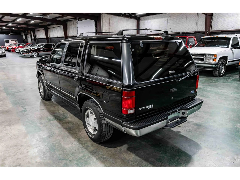 1993 Ford Explorer 1st Gen - Image 3 of 21