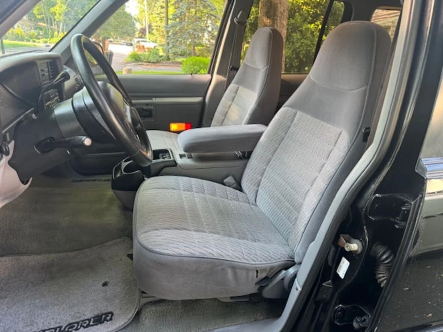 1993 Ford Explorer 1st Gen - Image 13 of 31