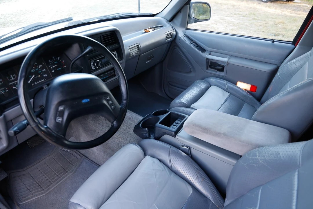 1993 Ford Explorer 1st Gen - Image 4 of 12