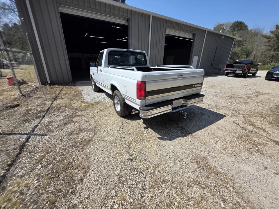 1993 Ford F-Series 9th Gen - Image 2 of 18