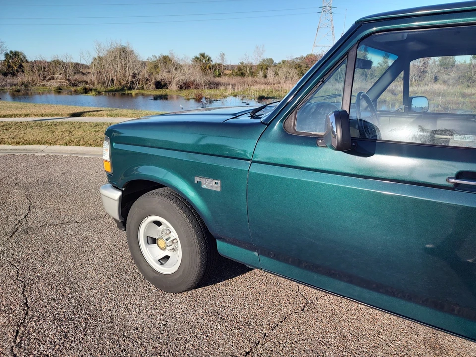 1993 Ford F-150 SVT Lightning 9th Gen - Image 12 of 12