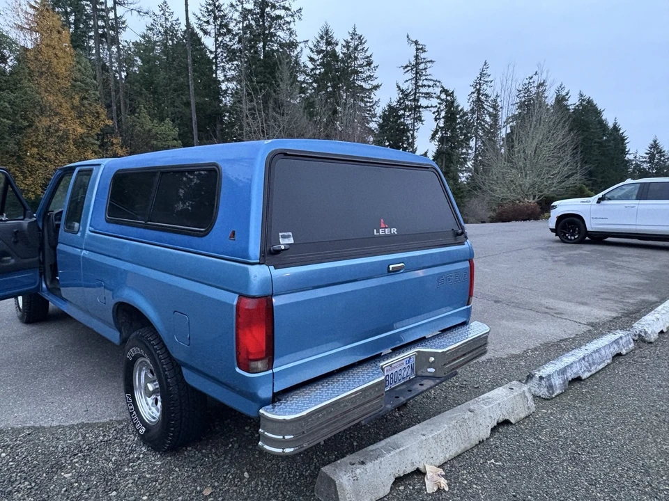 1993 Ford F-150 SVT Lightning 9th Gen - Image 4 of 10