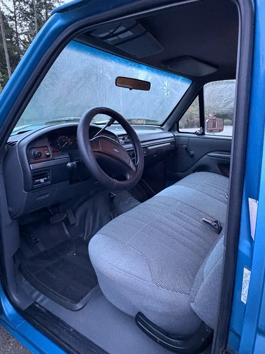1993 Ford F-150 SVT Lightning 9th Gen - Image 5 of 10