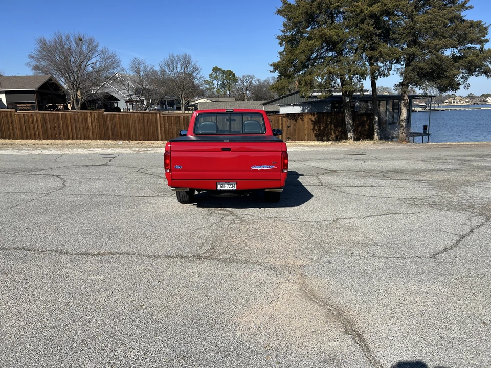 1993 Ford F-150 SVT Lightning 9th Gen - Image 5 of 31