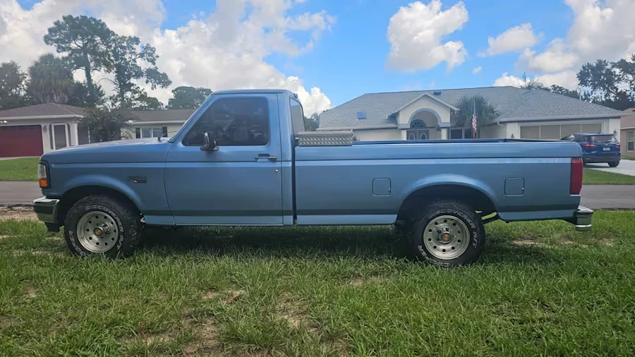 1993 Ford F-Series 9th Gen - Image 2 of 11
