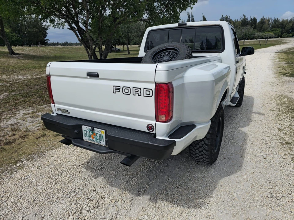 1993 Ford F-Series 9th Gen - Image 21 of 31