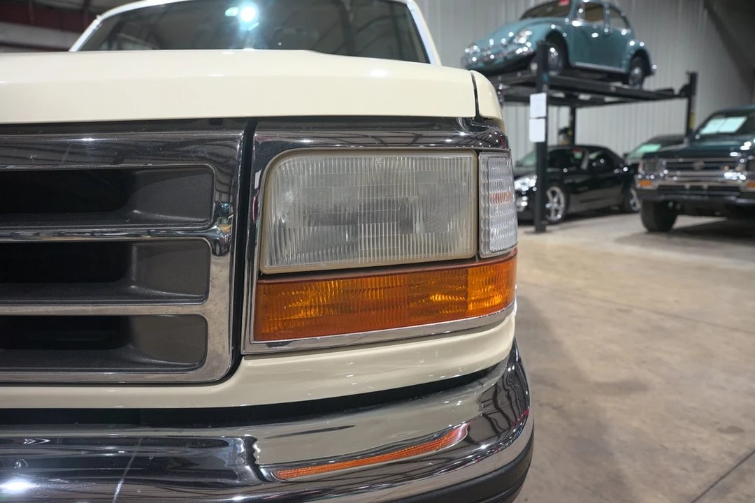 1993 Ford F-Series 9th Gen - Image 26 of 31