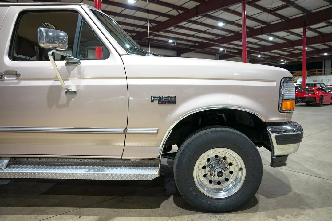 1993 Ford F-Series 9th Gen - Image 11 of 12