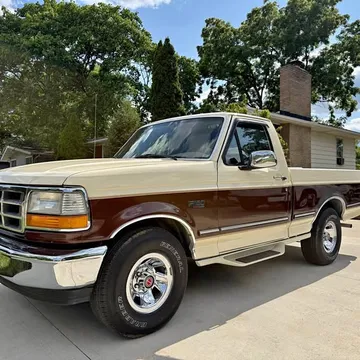 1993 Ford F-150 XLT Short Bed