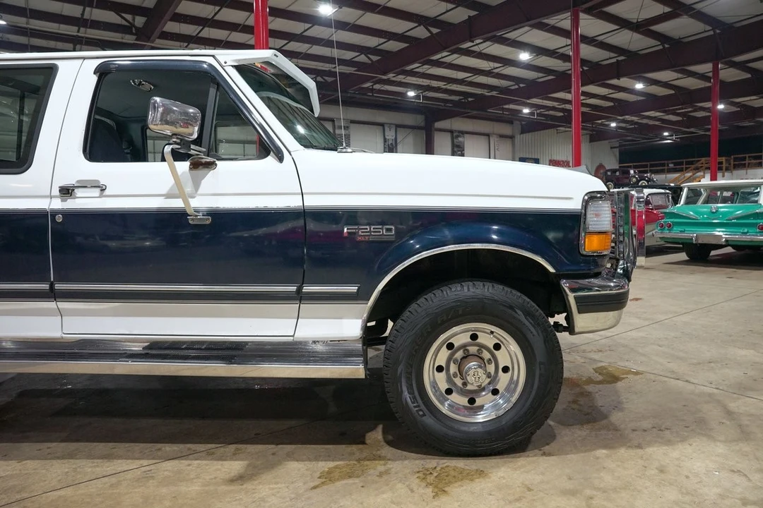 1993 Ford F-Series 9th Gen - Image 11 of 12