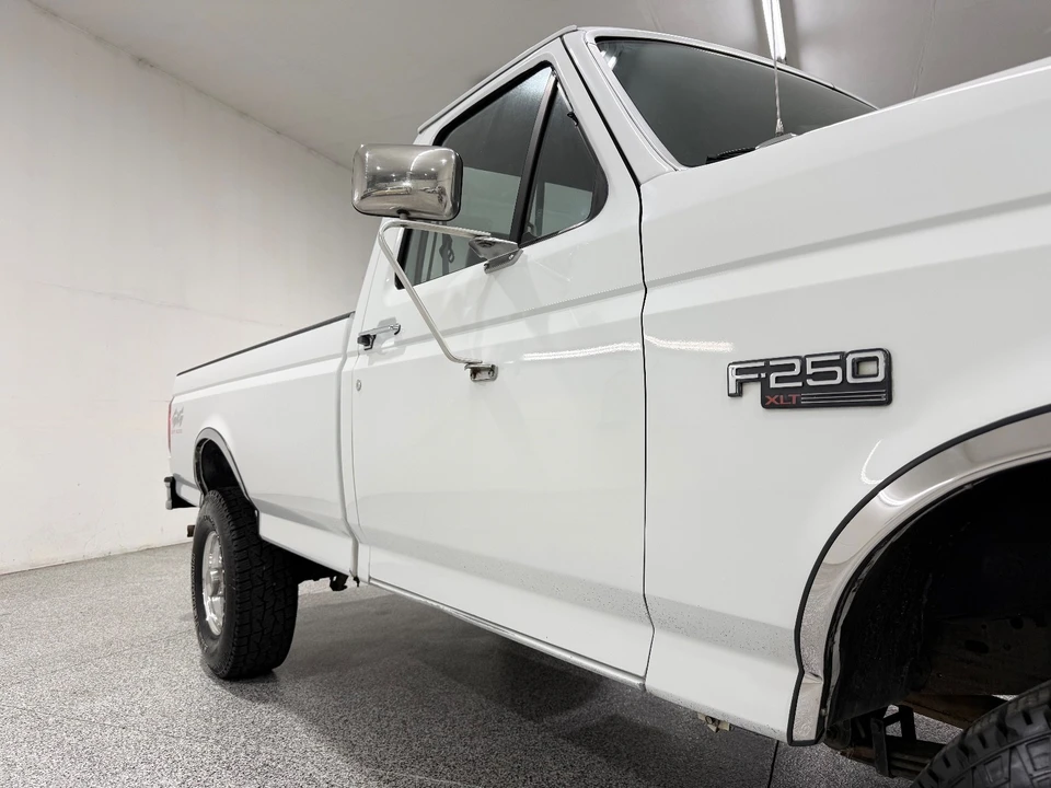 1993 Ford F-Series 9th Gen - Image 11 of 21