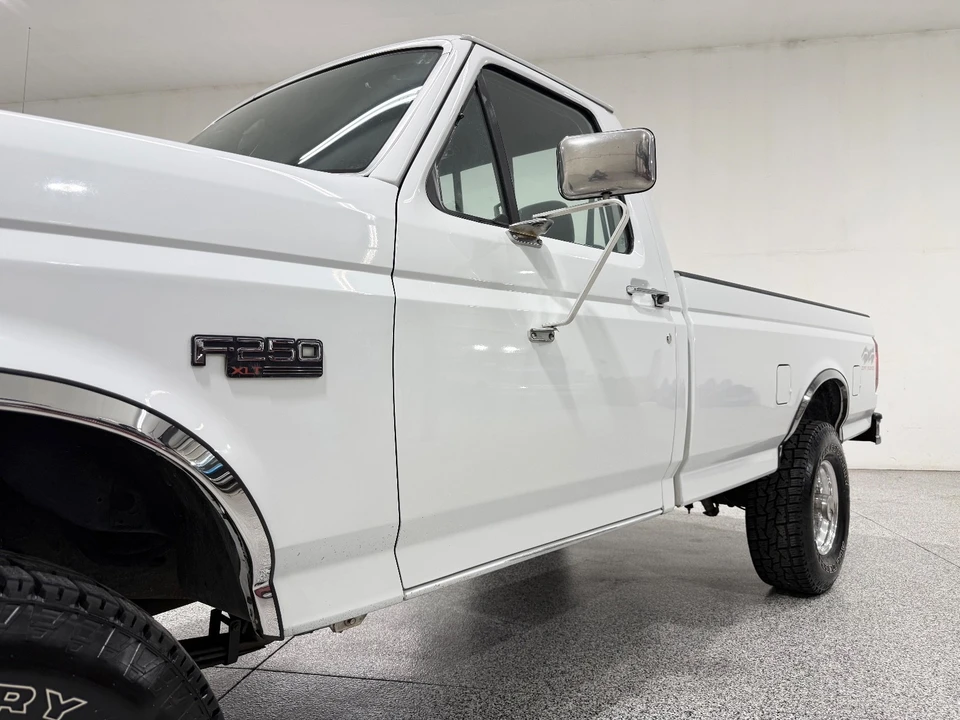 1993 Ford F-Series 9th Gen - Image 17 of 21