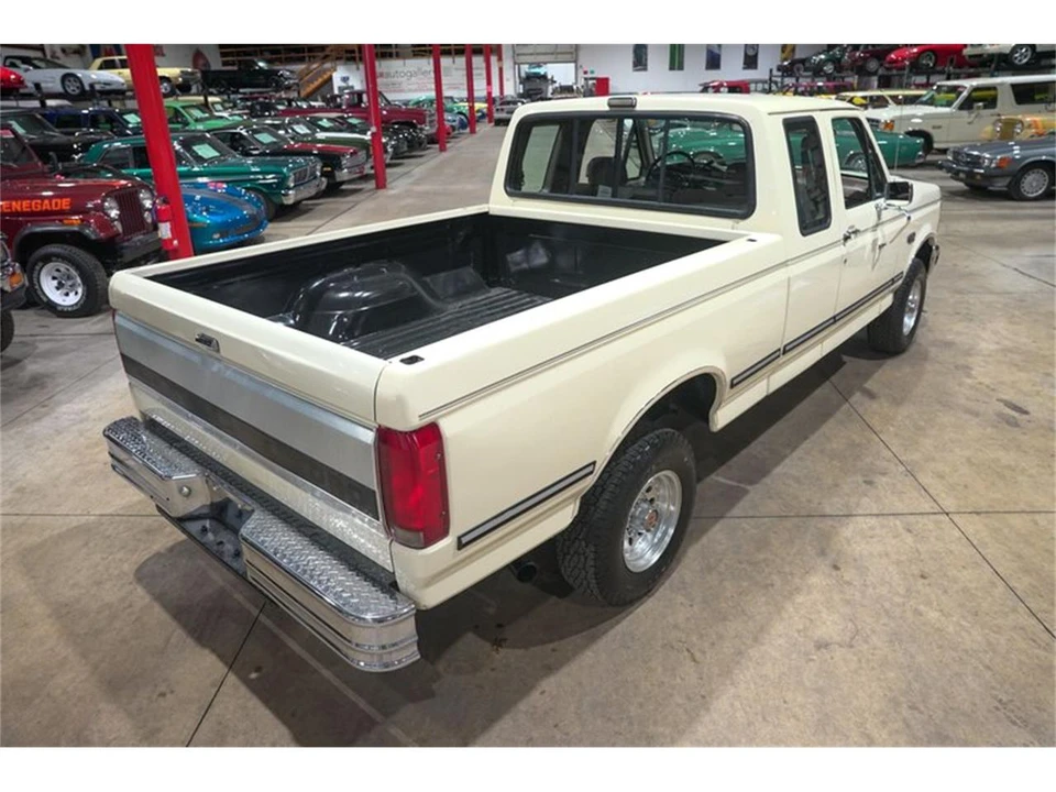 1993 Ford F-Series 9th Gen - Image 17 of 31