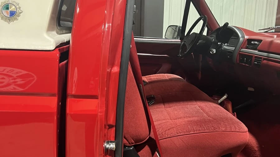 1993 Ford F-Series 9th Gen - Image 17 of 27