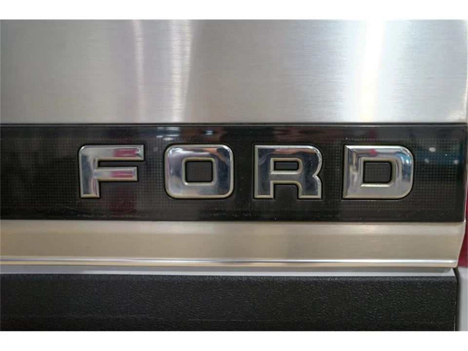 1993 Ford F-Series 9th Gen - Image 24 of 31