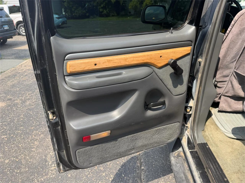 1993 Ford F-Series 9th Gen - Image 28 of 31