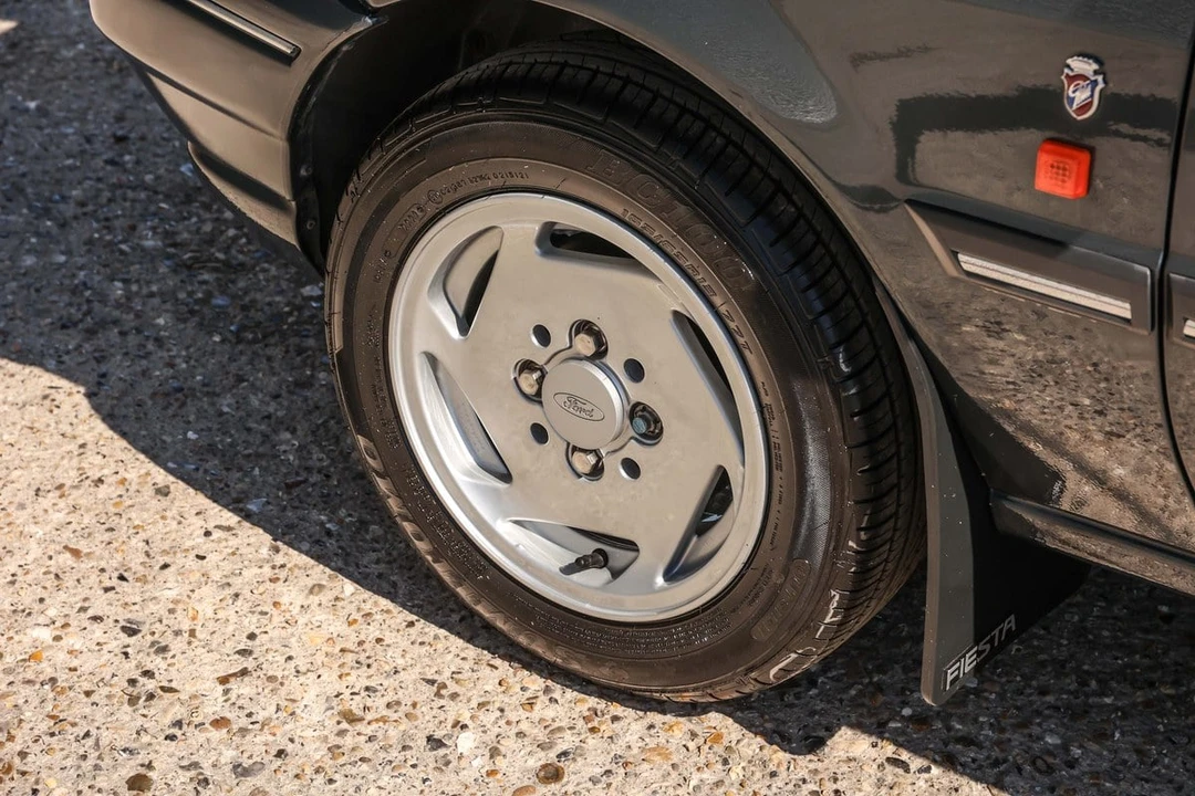 1993 Ford Fiesta - Image 9 of 30