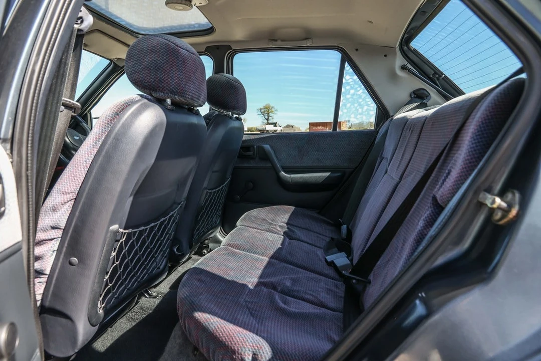 1993 Ford Fiesta - Image 19 of 30