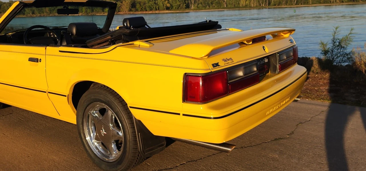1993 Ford Mustang 3rd Gen - Image 11 of 21