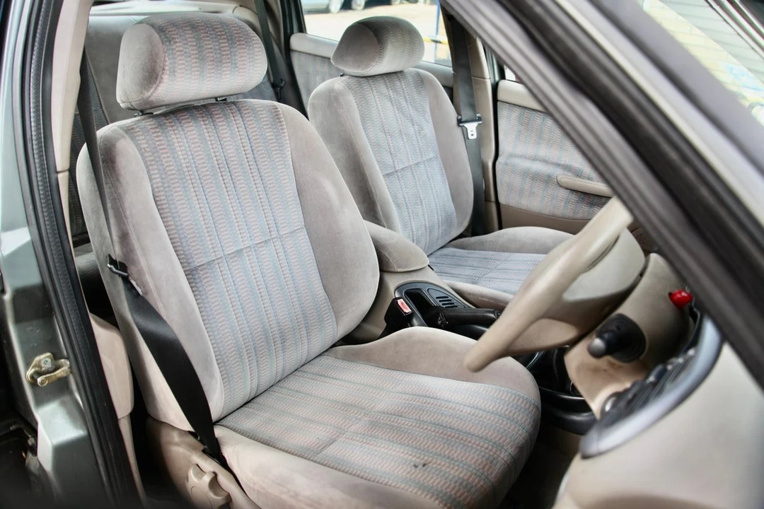 1993 Ford Contour - Image 21 of 30