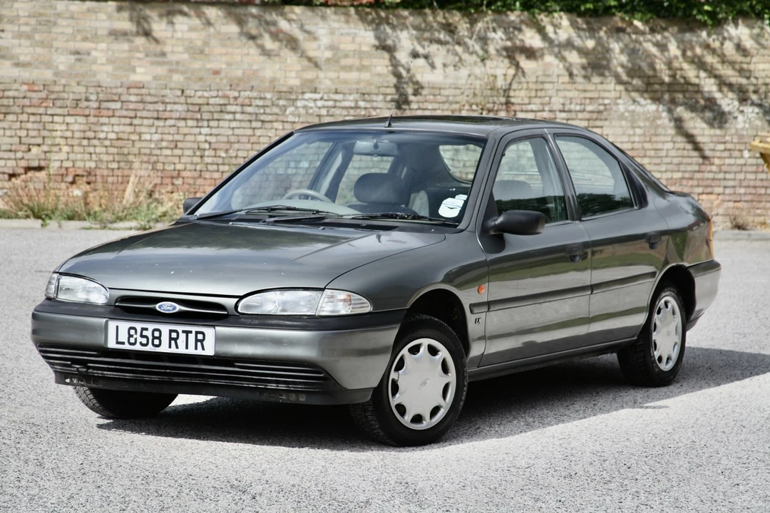 1993 Ford Contour - Image 2 of 30