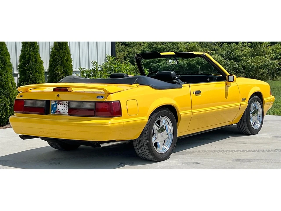 1993 Ford Mustang 3rd Gen - Image 3 of 31