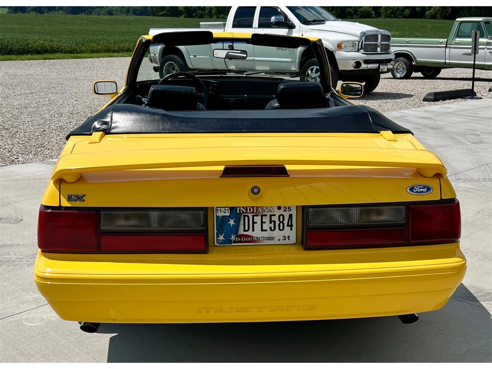 1993 Ford Mustang 3rd Gen - Image 5 of 31