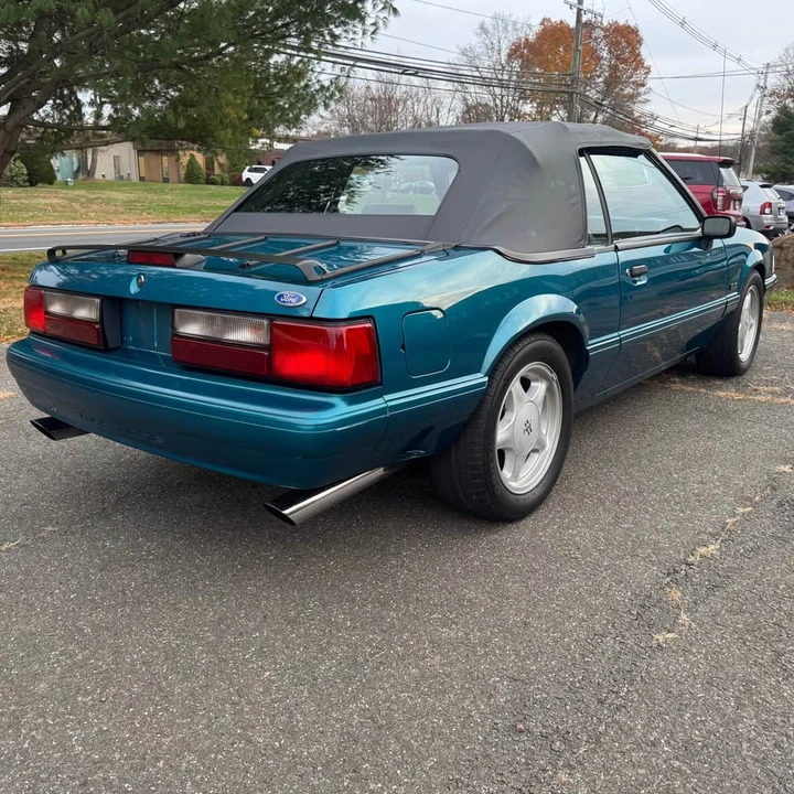 1993 Ford Mustang 3rd Gen - Image 7 of 13