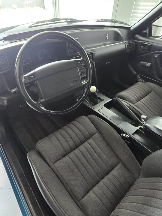 1993 Ford Mustang 3rd Gen - Image 6 of 7