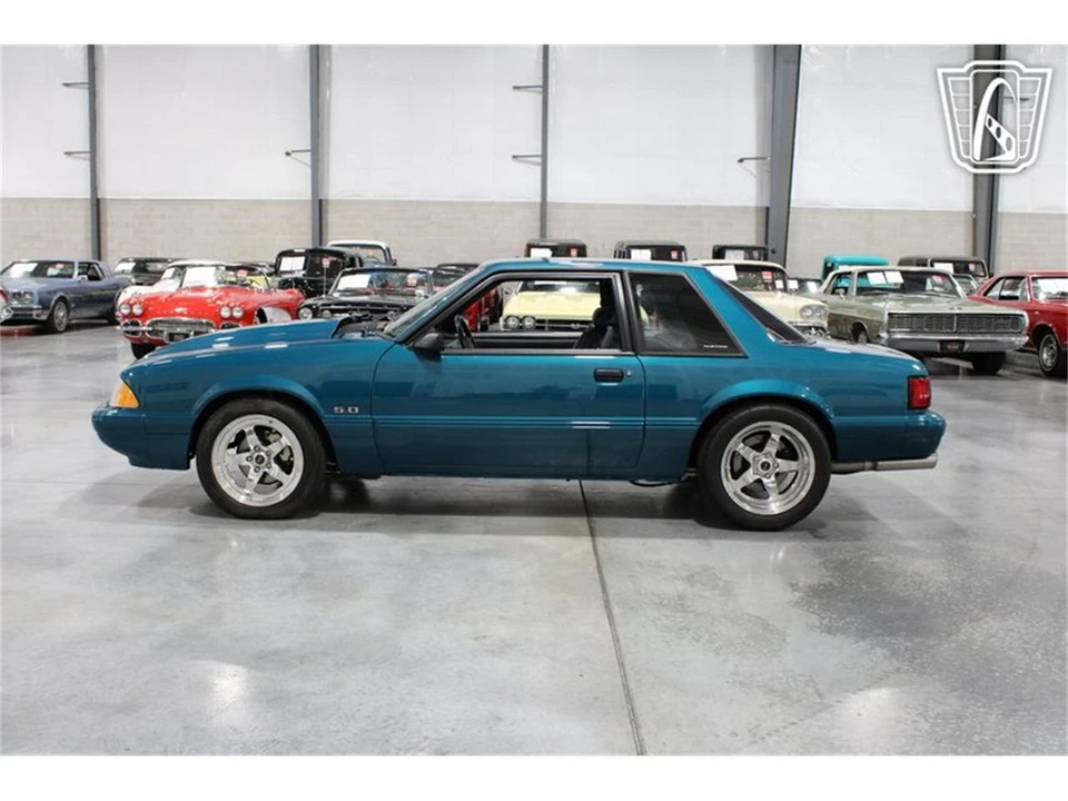 1993 Ford Mustang 3rd Gen - Image 7 of 31