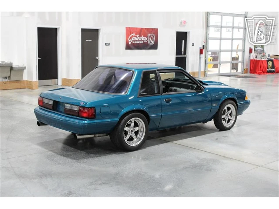 1993 Ford Mustang 3rd Gen - Image 27 of 31