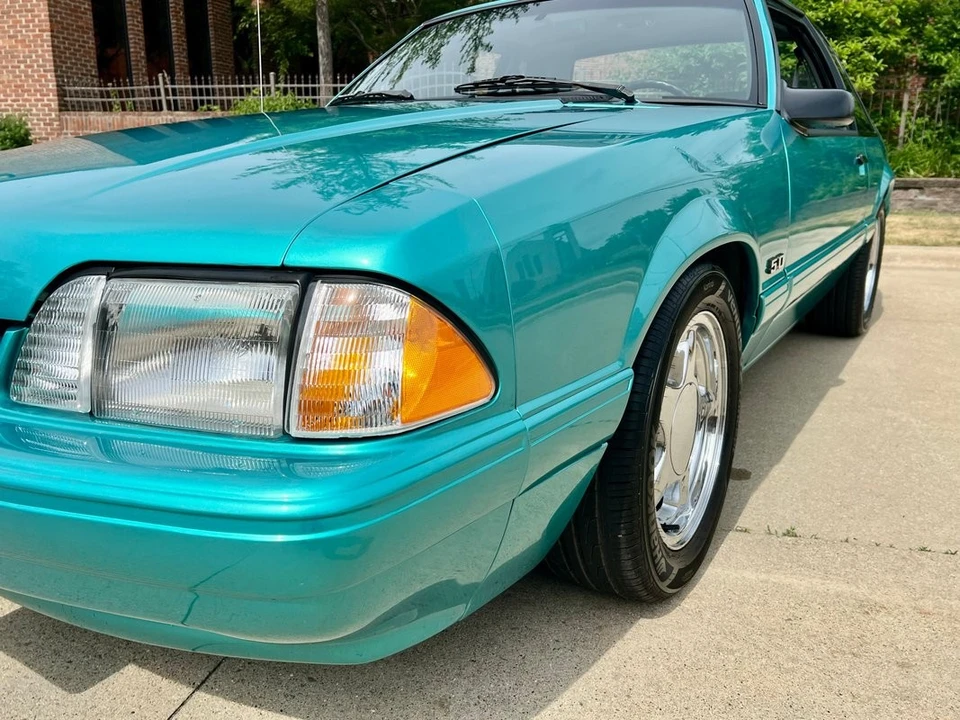 1993 Ford Mustang 3rd Gen - Image 9 of 10