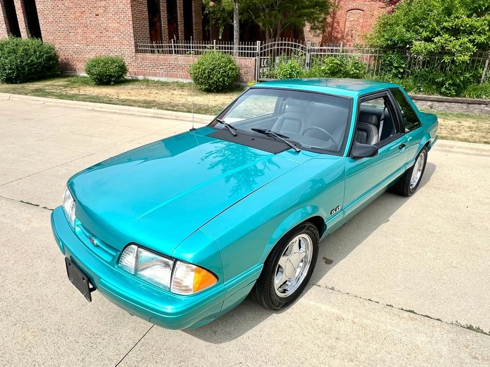 1993 Ford Mustang 3rd Gen - Image 9 of 31