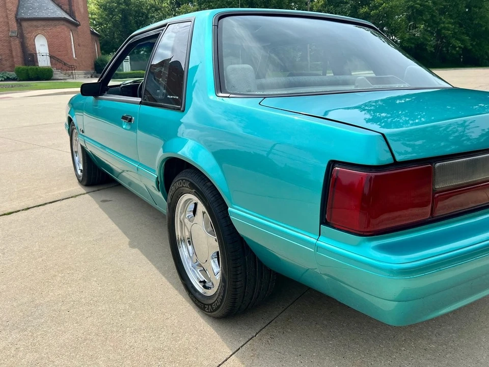 1993 Ford Mustang 3rd Gen - Image 22 of 31