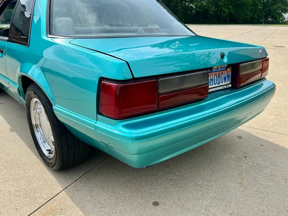 1993 Ford Mustang 3rd Gen - Image 21 of 31