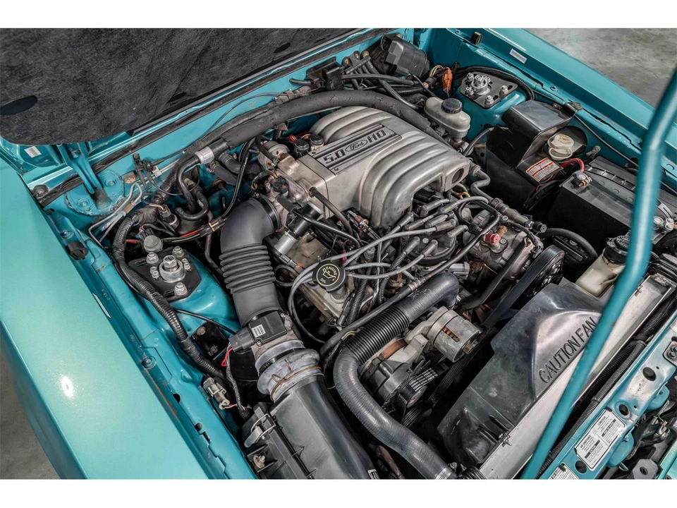1993 Ford Mustang 3rd Gen - Image 9 of 24