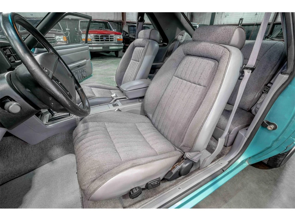 1993 Ford Mustang 3rd Gen - Image 13 of 24