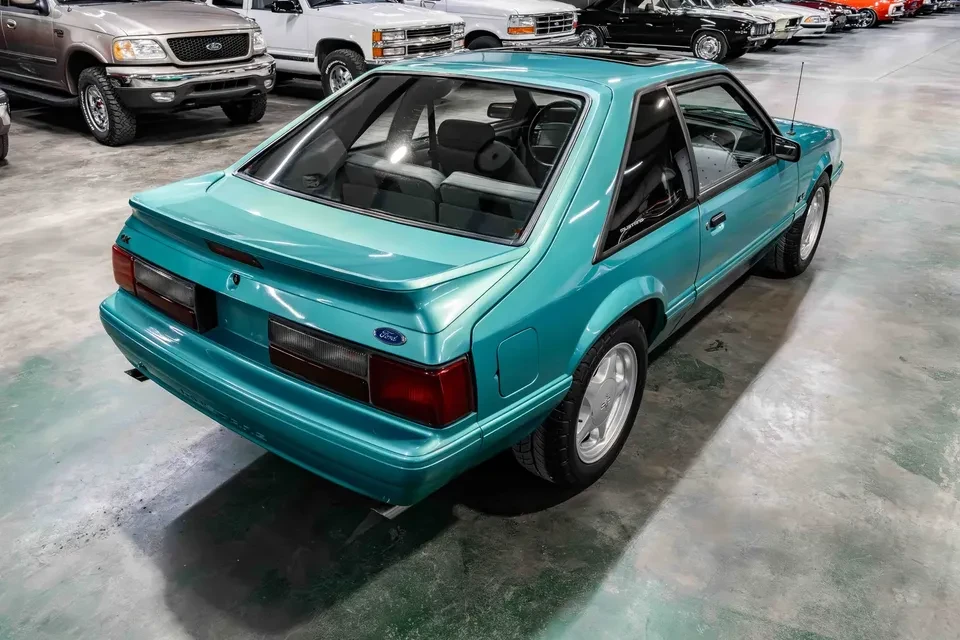 1993 Ford Mustang 3rd Gen - Image 2 of 4