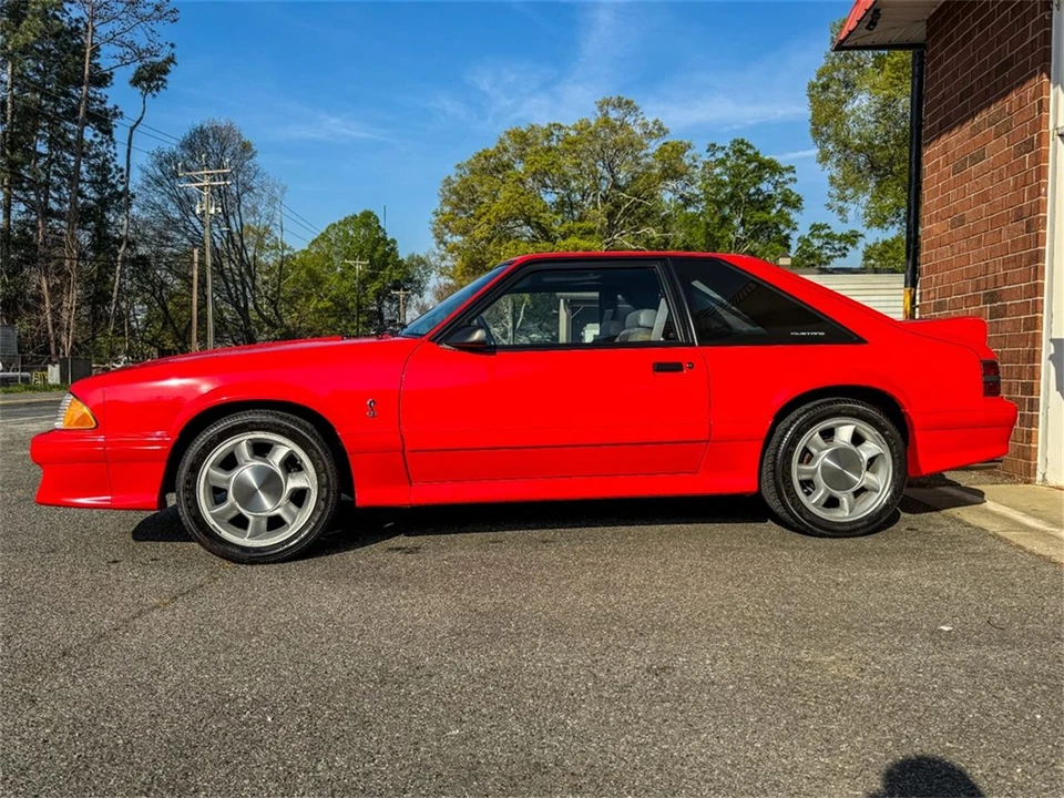 1993 Ford Mustang 3rd Gen - Image 9 of 31