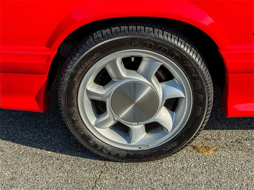 1993 Ford Mustang 3rd Gen - Image 14 of 31