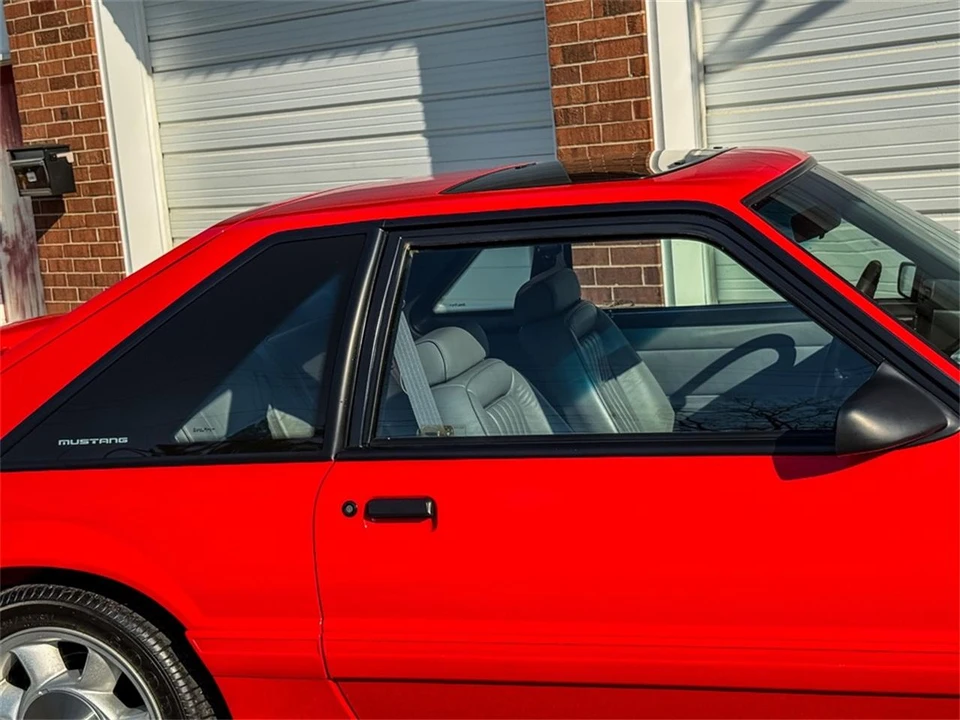 1993 Ford Mustang 3rd Gen - Image 26 of 31