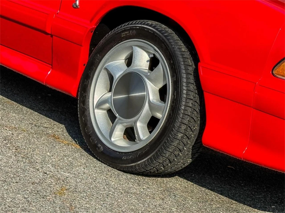 1993 Ford Mustang 3rd Gen - Image 24 of 31