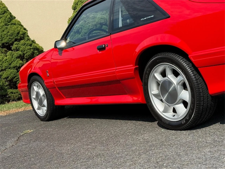 1993 Ford Mustang 3rd Gen - Image 14 of 31