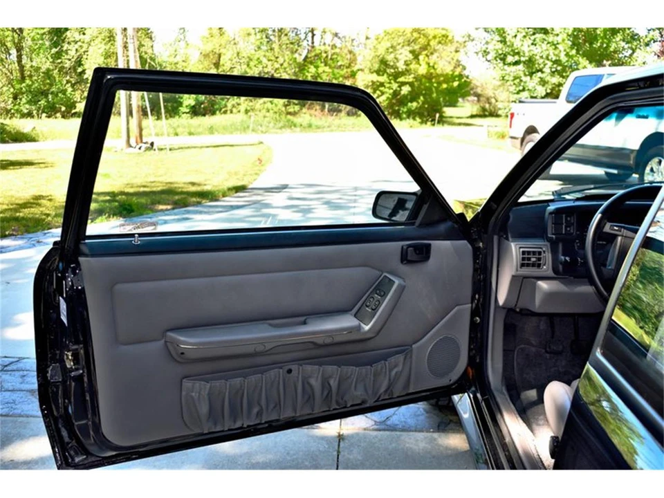 1993 Ford Mustang 3rd Gen - Image 20 of 31