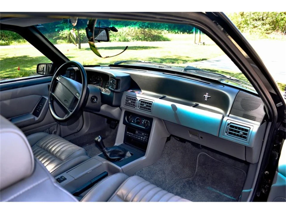 1993 Ford Mustang 3rd Gen - Image 28 of 31