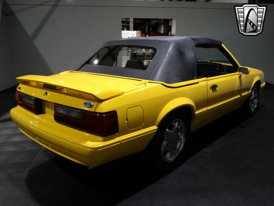 1993 Ford Mustang 3rd Gen - Image 9 of 12