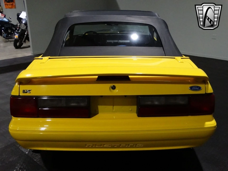 1993 Ford Mustang 3rd Gen - Image 8 of 12