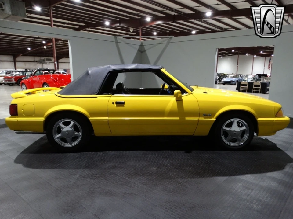 1993 Ford Mustang 3rd Gen - Image 10 of 12
